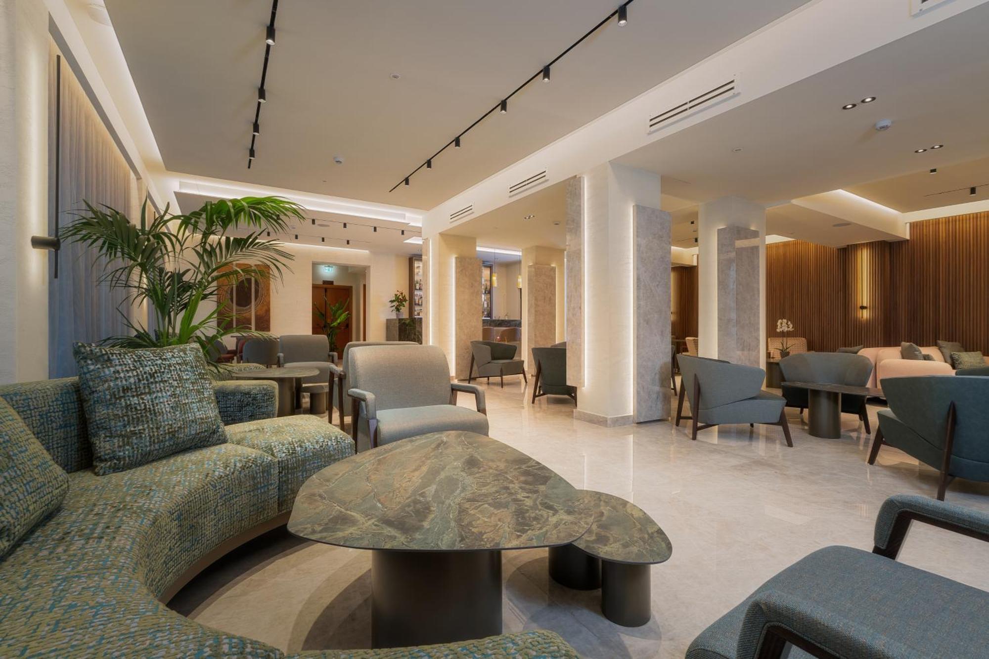 Hotel Mozart Милан Экстерьер фото