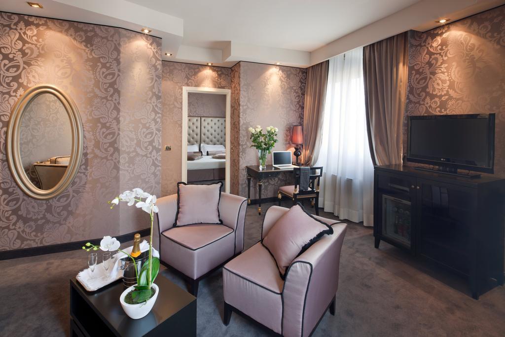 Hotel Mozart Милан Экстерьер фото