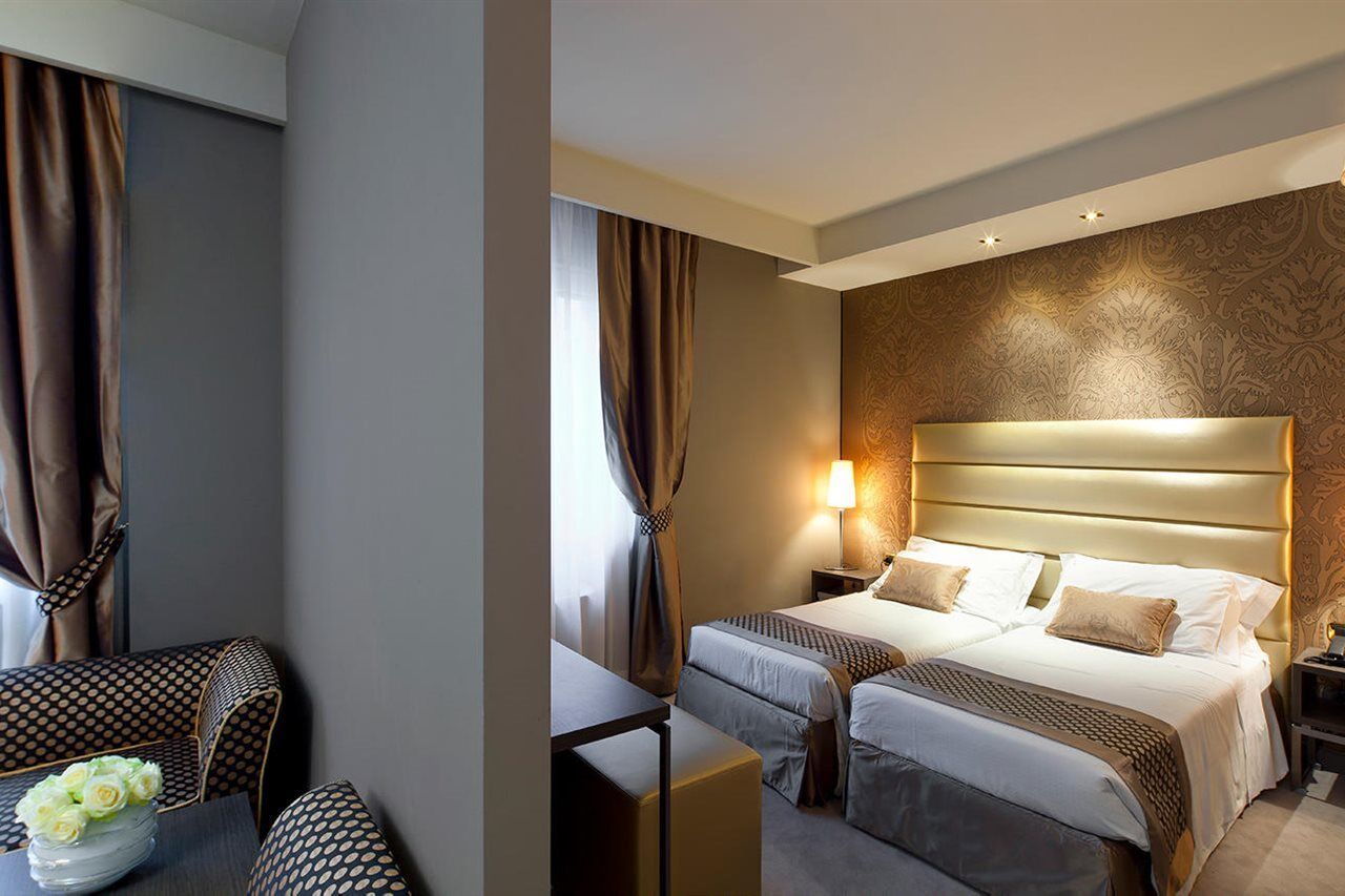 Hotel Mozart Милан Экстерьер фото